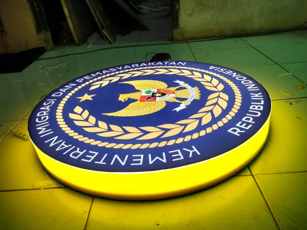 logo akrilik menyala