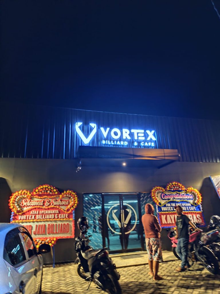 hurut timbul akrilik vortex