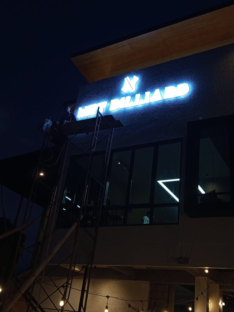 huruf timbul akrilik net billiard